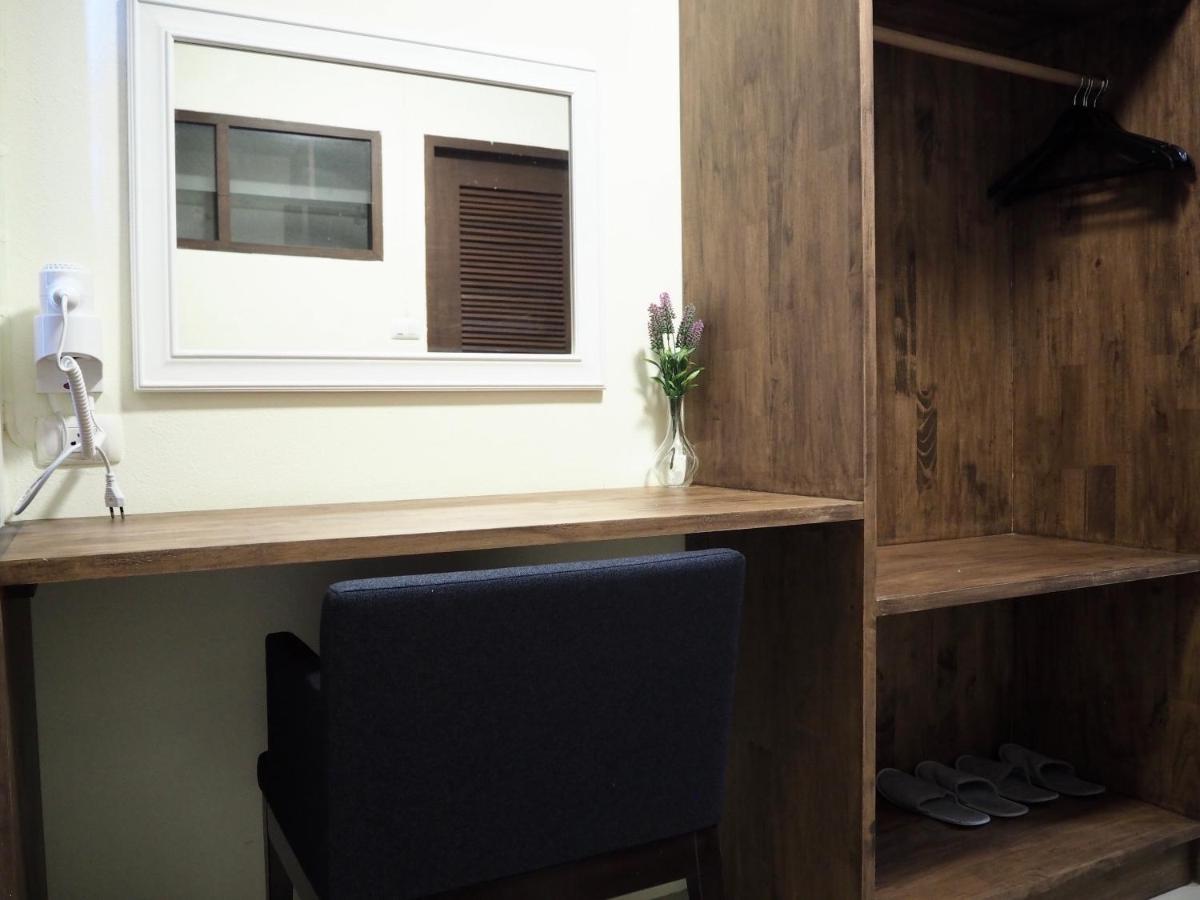 Bua House Poshtel Hotell Chiang Mai Eksteriør bilde